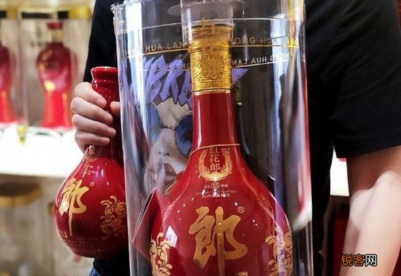 新人敬酒时不换杯子吗
