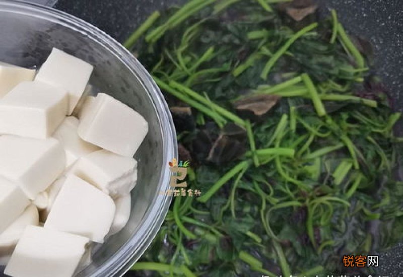 苋菜和豆腐能一起吃吗？苋菜汁为什么是红色