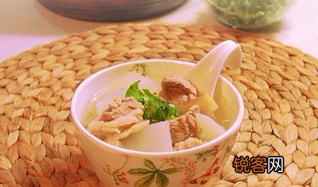养生盘点：喝汤养生的3大误区