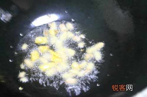 彩椒鸡丁
