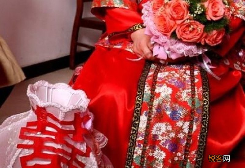 结婚送亲穿什么衣服