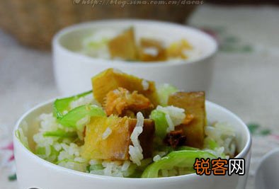 冬天烤红薯不能带皮吃