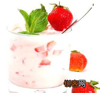 老酸奶有害健康? 专家揭秘“老酸奶”骗局