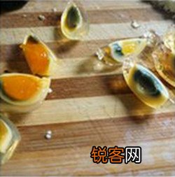 烧椒皮蛋