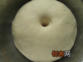 香肠餐包之柳叶形的做法