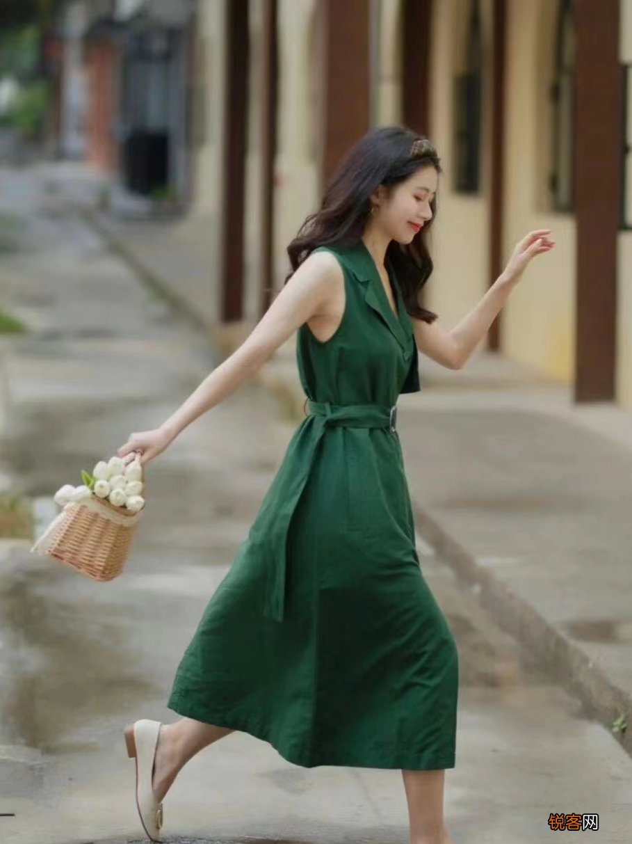 穿裙子如何拍出气质淑女风