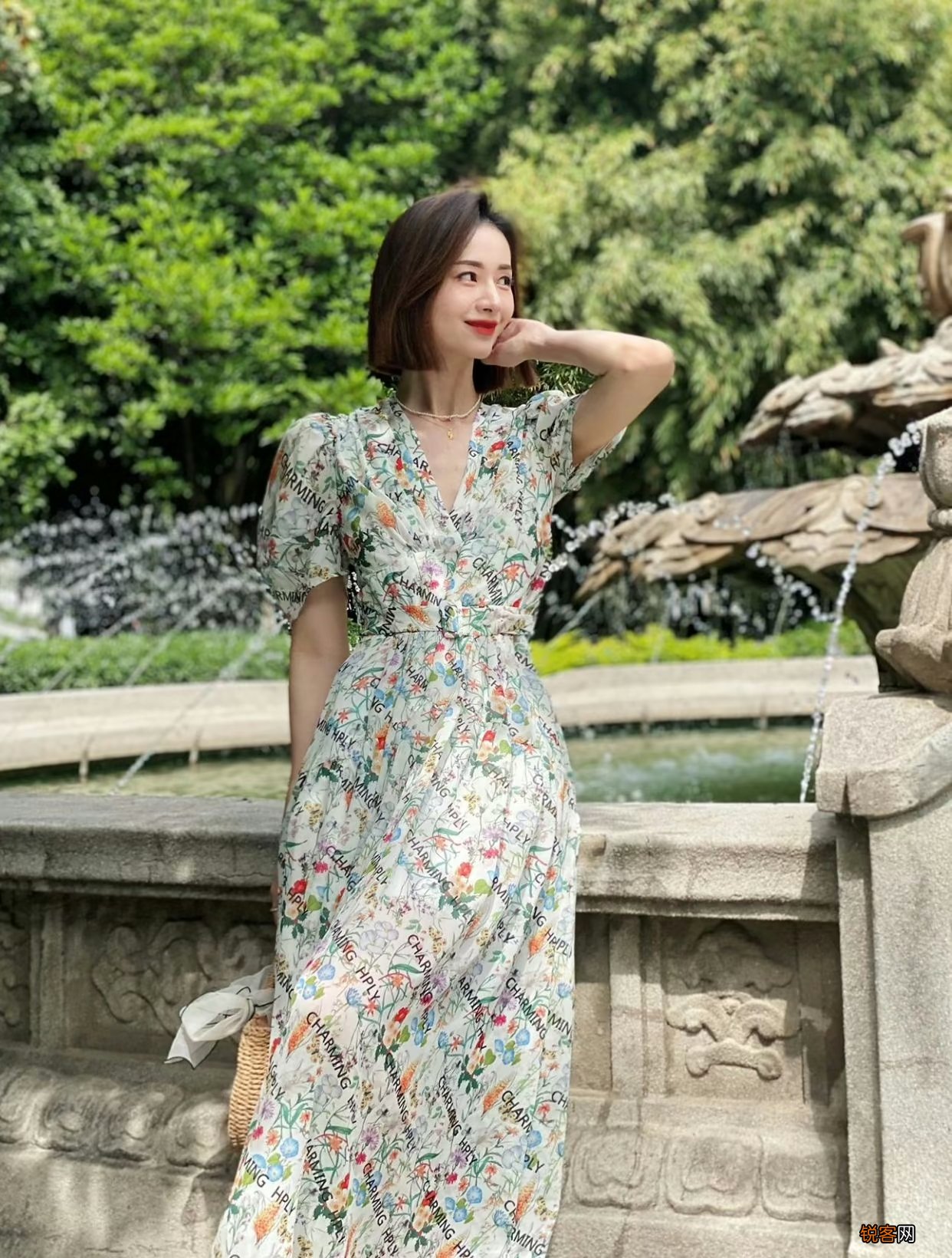 穿裙子如何拍出气质淑女风