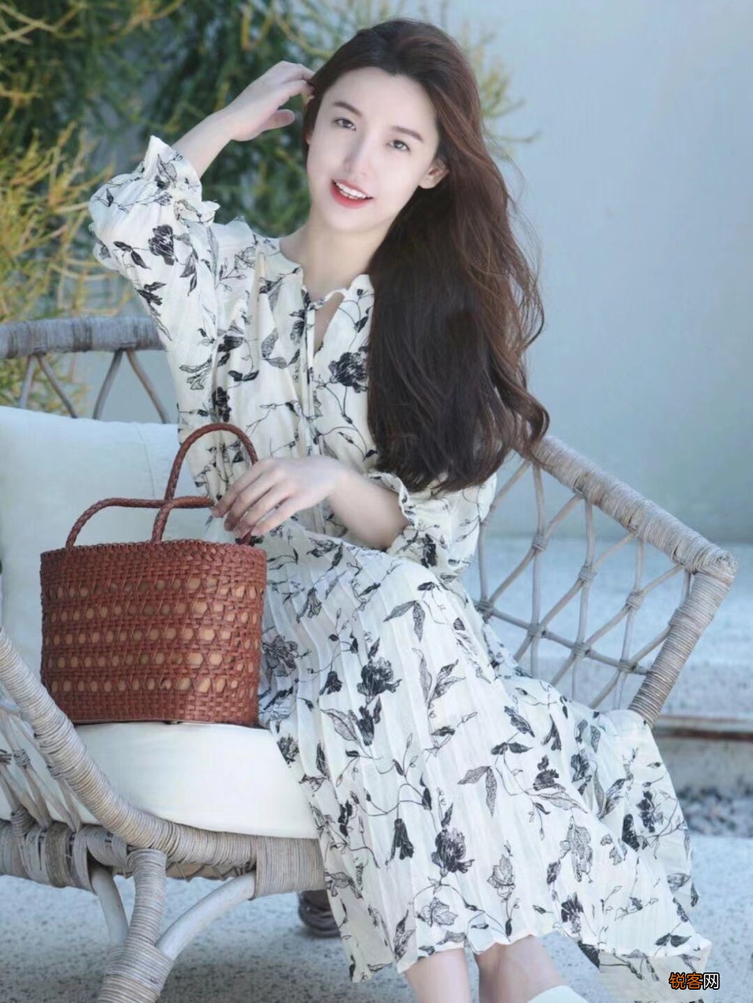穿裙子如何拍出气质淑女风