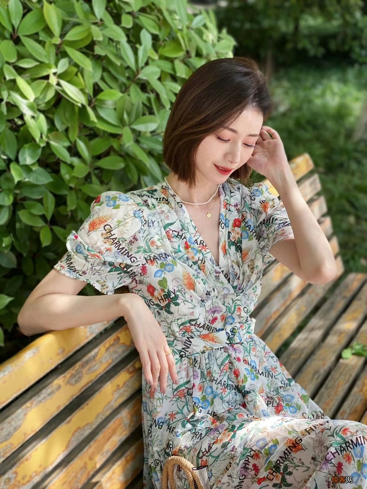 穿裙子如何拍出气质淑女风
