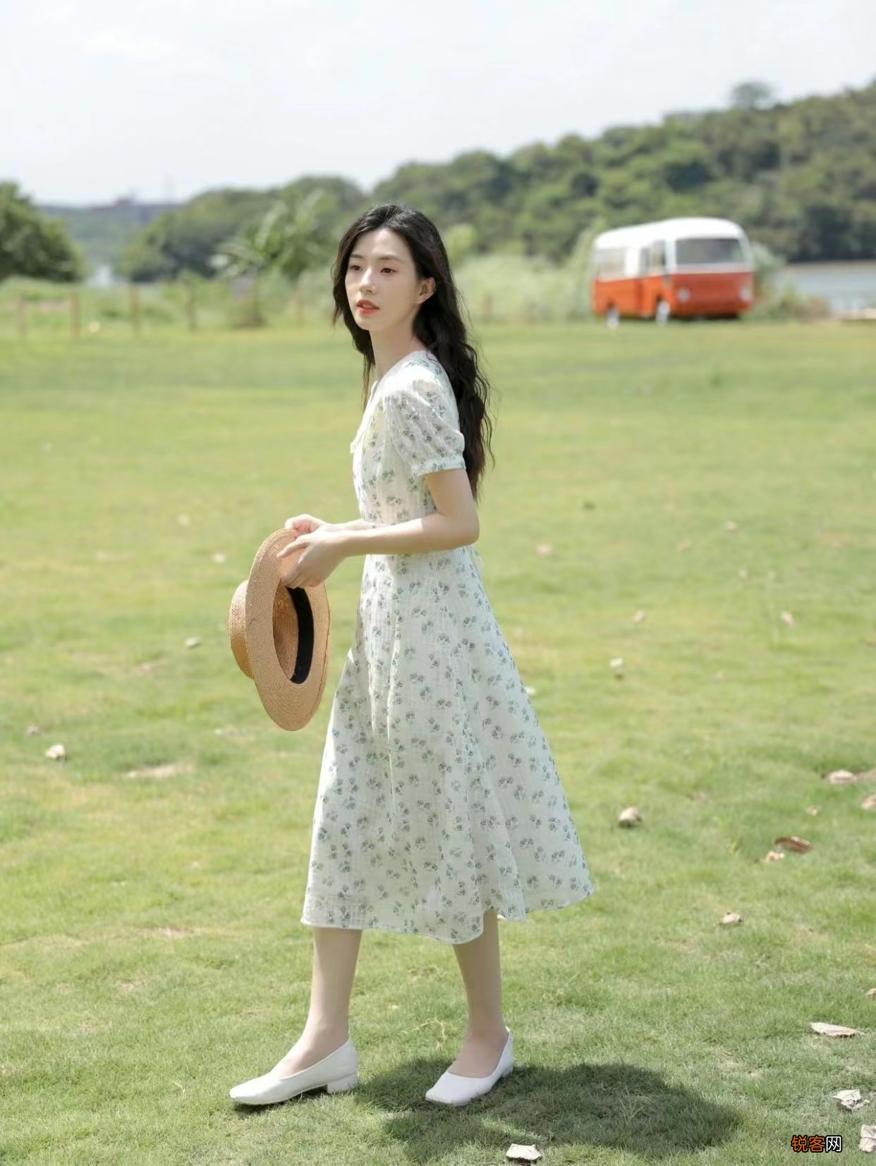 穿裙子如何拍出气质淑女风