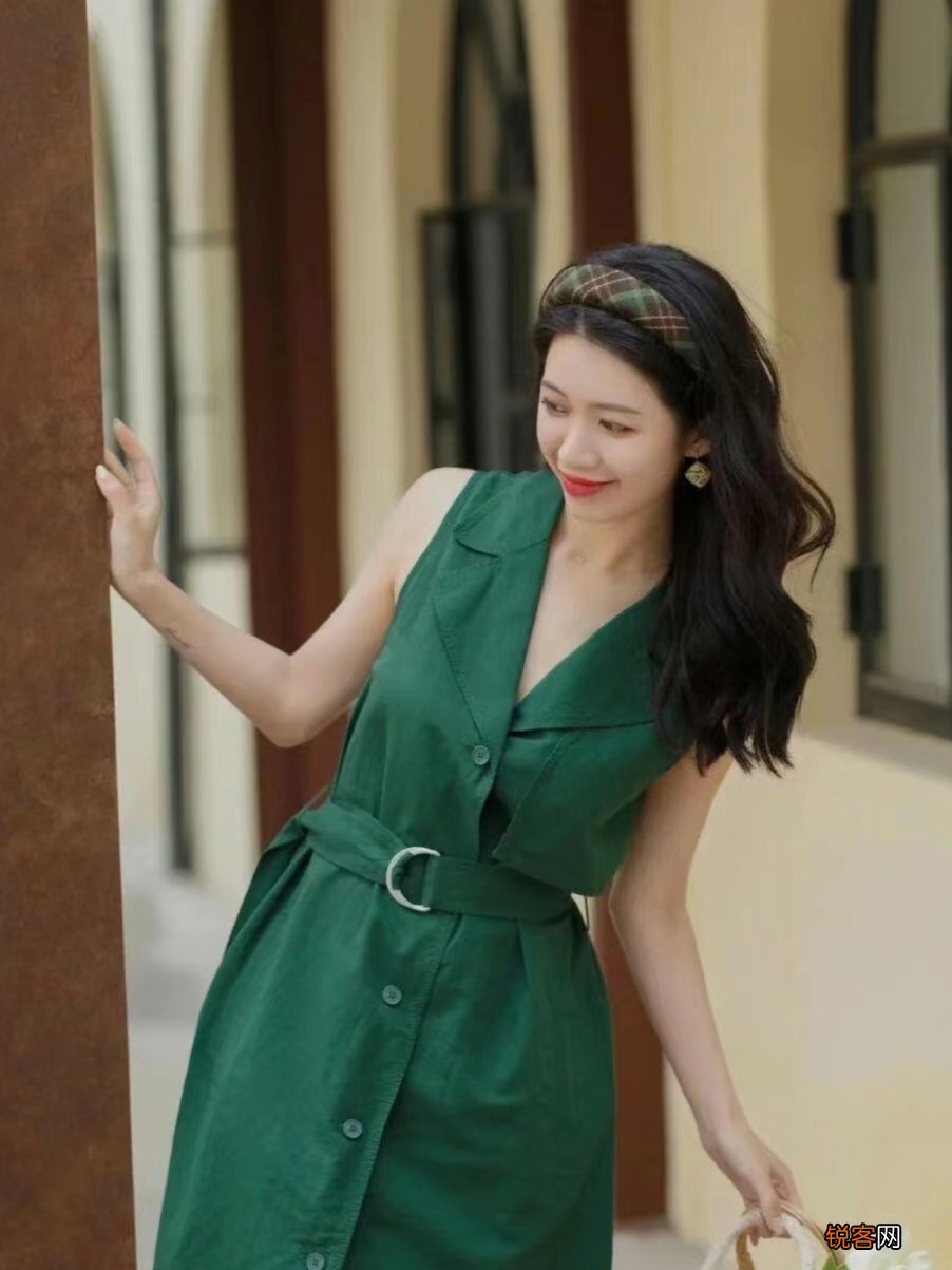 穿裙子如何拍出气质淑女风