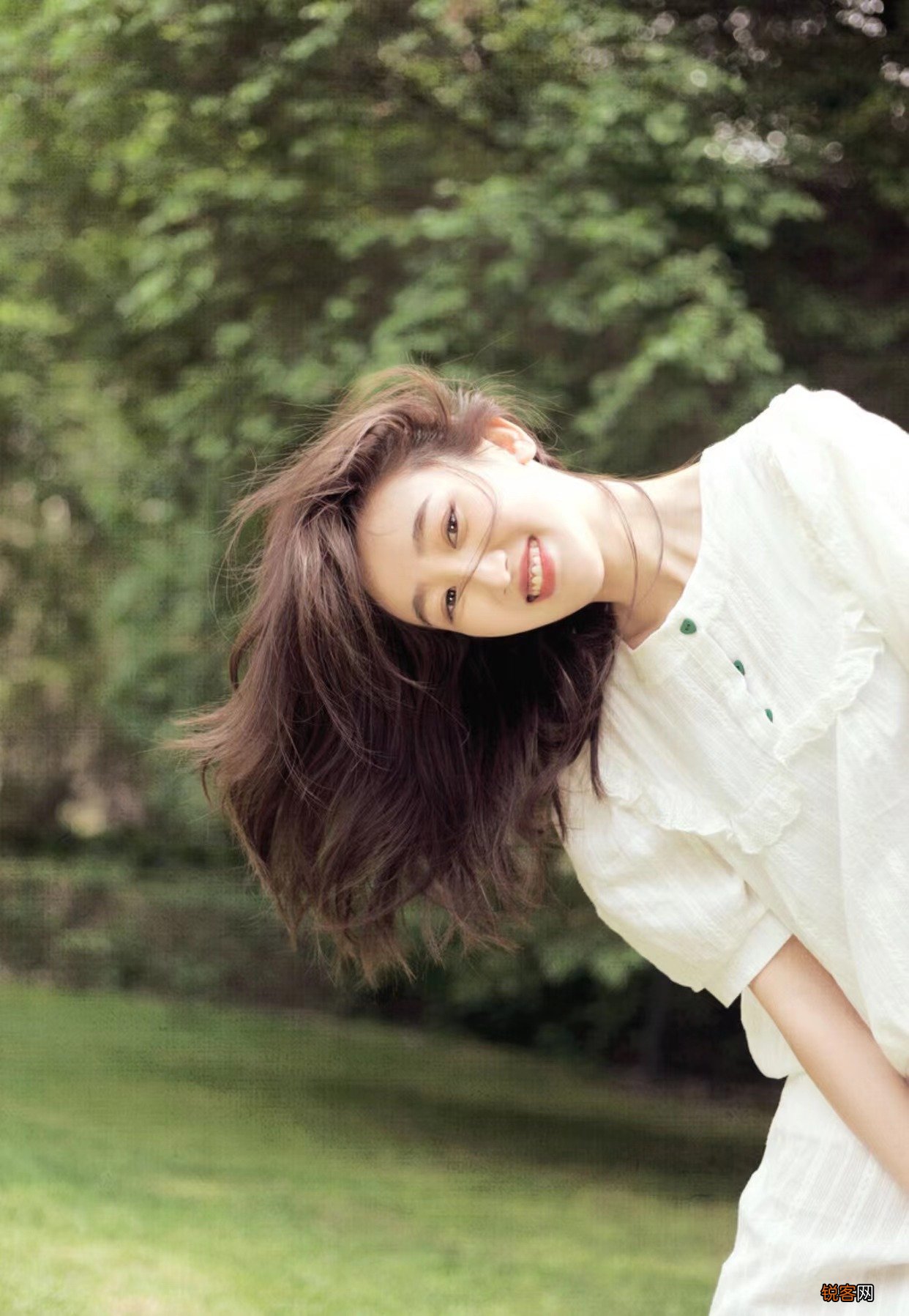 教你如何玩转树林美女人像拍摄