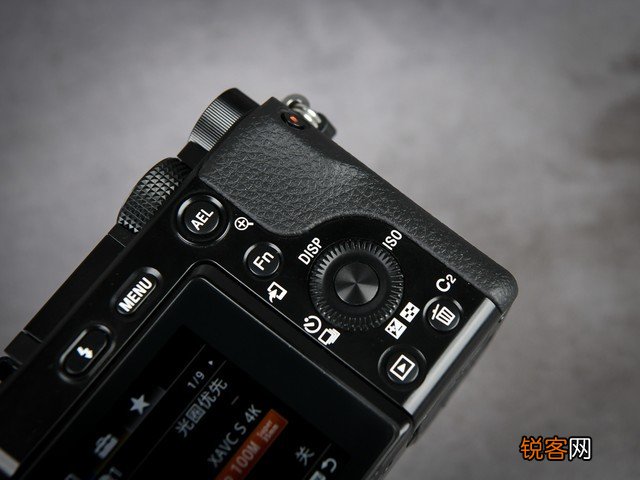 索尼Alpha 6100评测