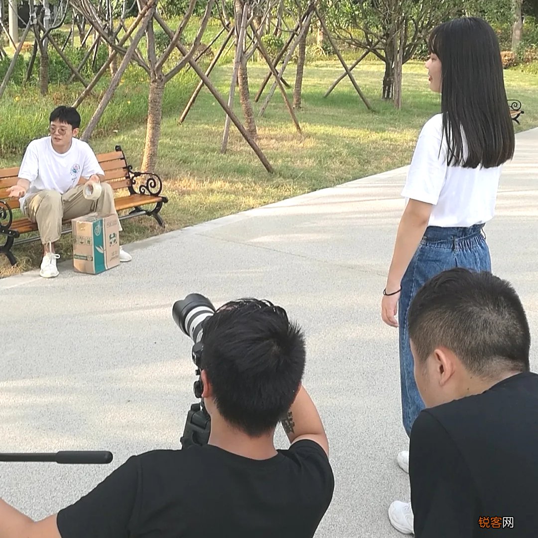 大疆 DJI Pocket 2、DJI Action 2 系列自带手持稳定器的拍摄神器
