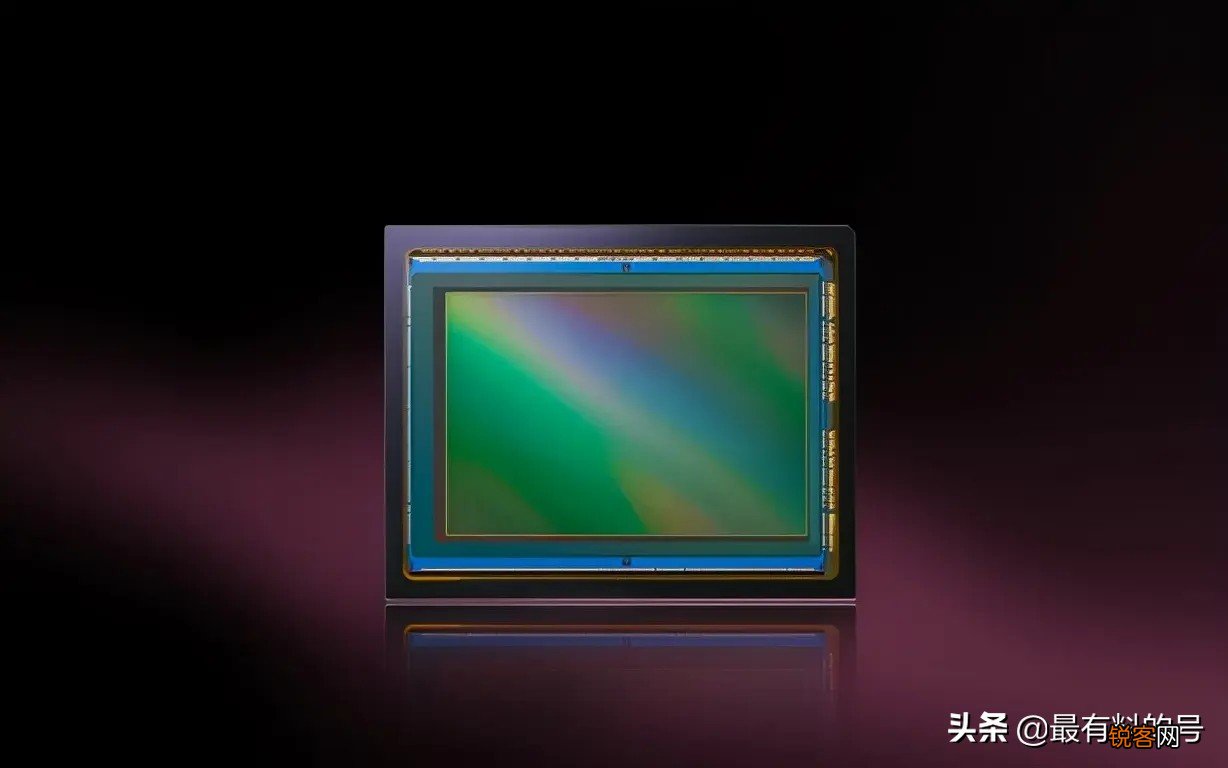 目前在售索尼、佳能、尼康半画幅各自有哪些优缺点?