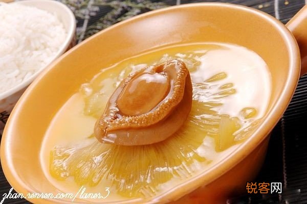 妈妈说要多吃米饭才会长个儿~~