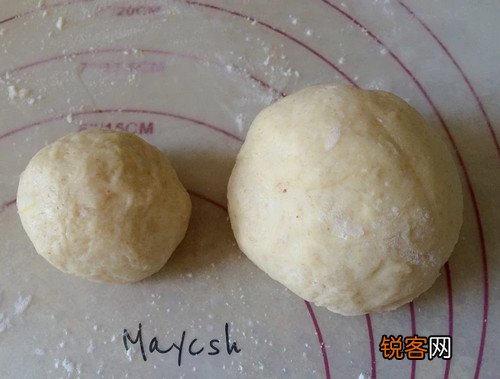 红豆乳酪风车面包