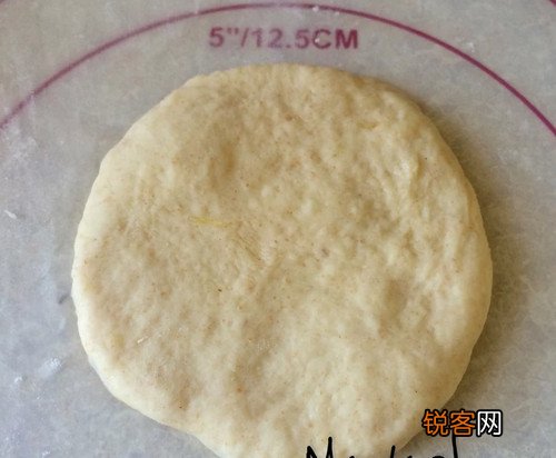 红豆乳酪风车面包