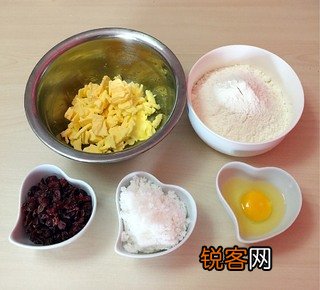 蔓越莓饼干的做法