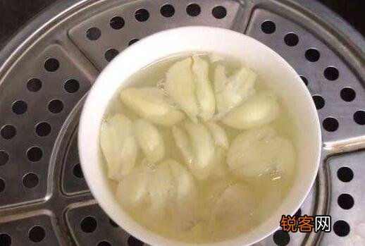 大蒜泡水喝的恰当方式 大蒜泡水喝的益处