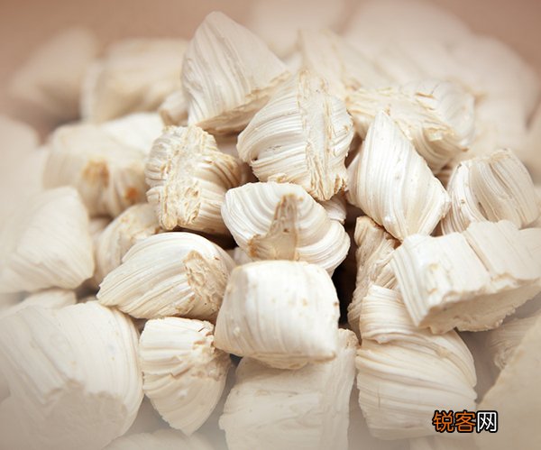 糍粑用油煎后蘸糖就是儿时的味道