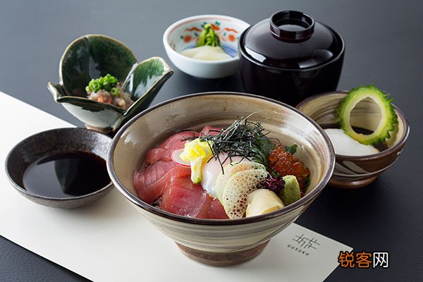 天津丽思卡尔顿酒店呈现日式料理
