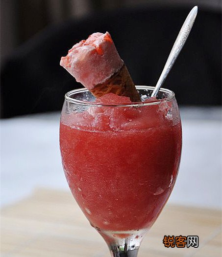 夏季饮食知识5类人不适宜吃雪糕