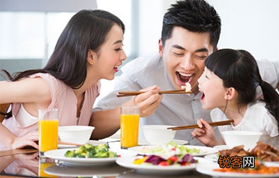 一对中年夫妻先后查出胃癌 一人受病能够全家遭殃