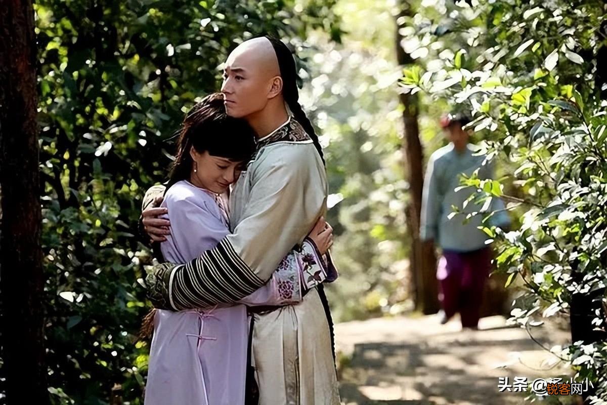 甄嬛喜欢果郡王还是皇帝 甄嬛和果郡王哪集圆房