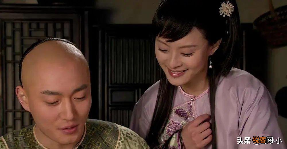 甄嬛喜欢果郡王还是皇帝 甄嬛和果郡王哪集圆房