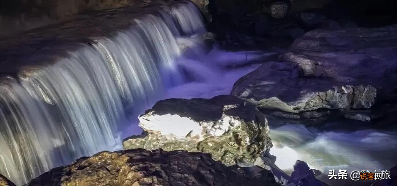 中国最大溶洞在哪里 双河溶洞是几A级景区