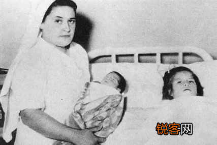 女孩5岁产子成最小的妈妈 世界上年纪最小的母亲