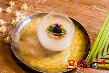 小目标：去外滩Sabor米其林体验餐厅吃顿好的