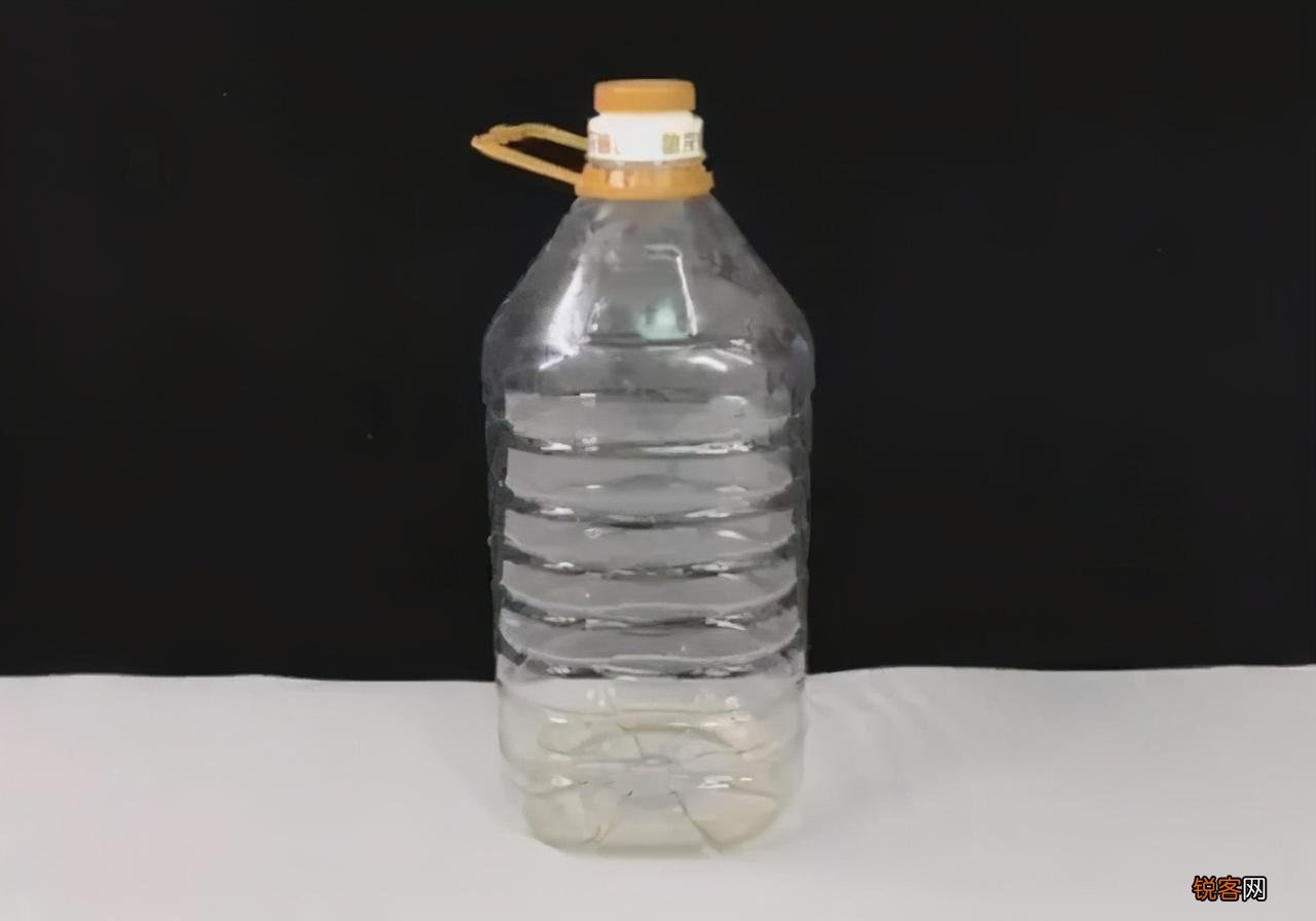 怎么放进去的 花生油桶怎么装鸡蛋