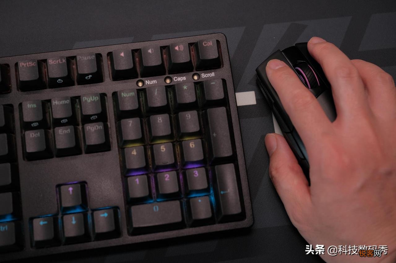 ROG影刃2无线版鼠标测评 华硕鼠标耐用吗